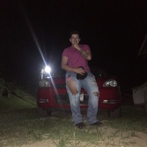 Meet your Posher, Landon